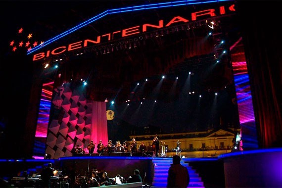 Comenzó la Fiesta Bicentenario! Comenzó la Fiesta Bicentenario!