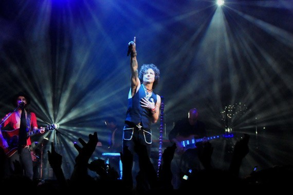Enrique Bunbury n' vivo en Santiago