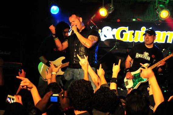 Tim "Ripper" Owens n' vivo