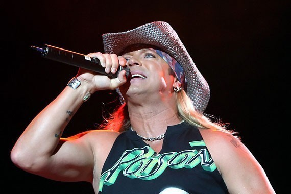http://rocknvivo.com/wp-content/uploads/2010/04/BretMichaels.jpg