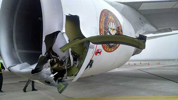 Avion Ed Force One Iron Maiden Chile